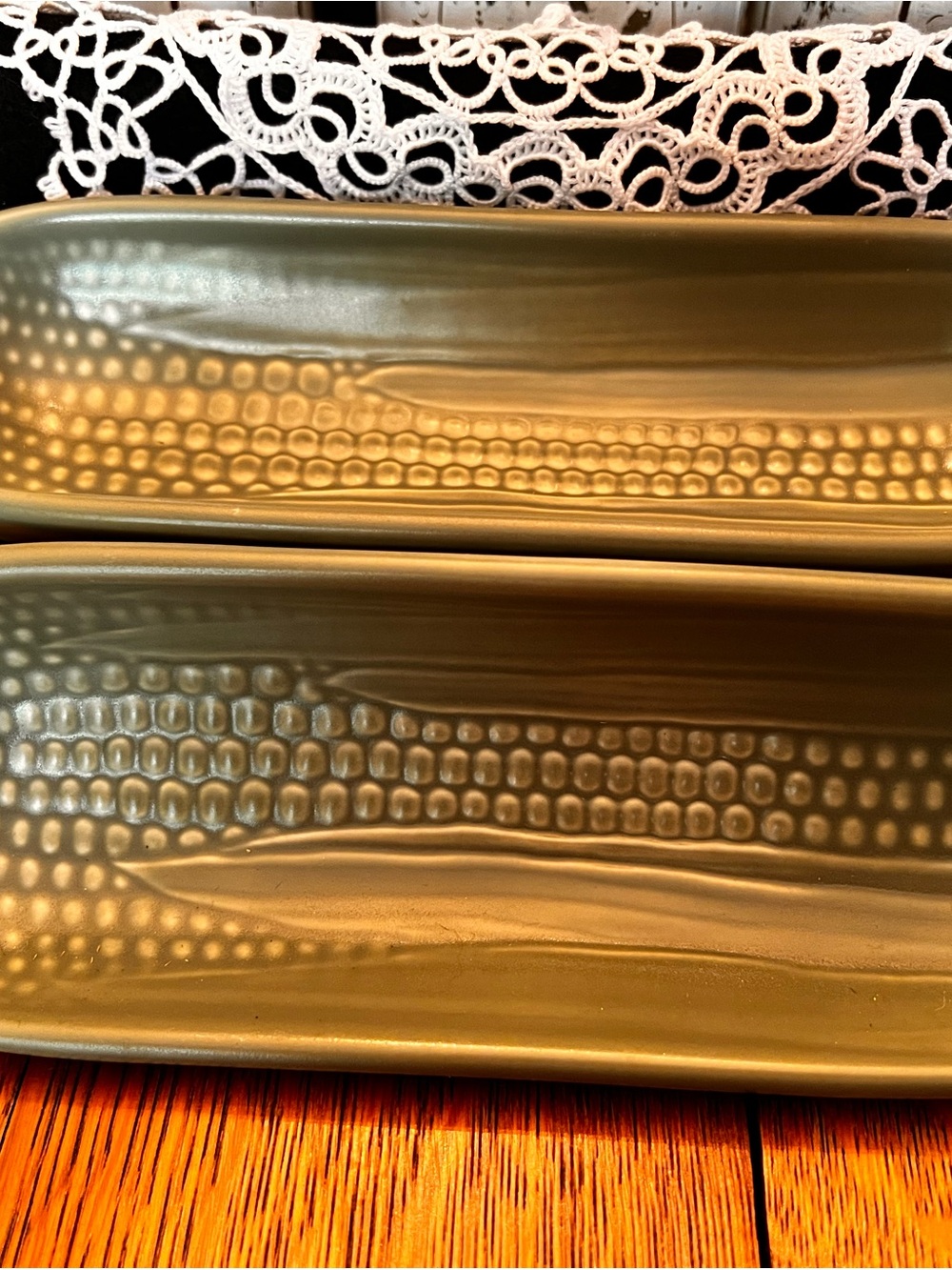 Pfaltzgraff Sage Green Corn Pattern Ceramic Corn holders